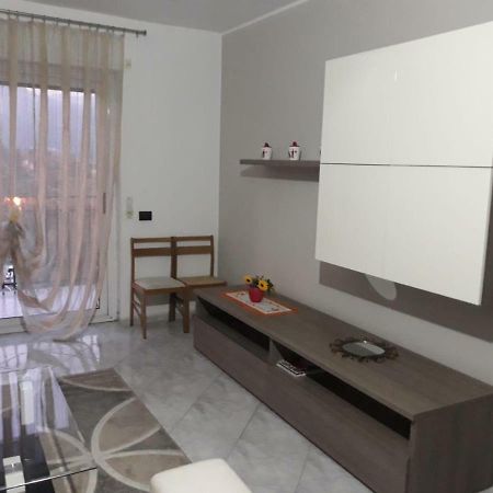 Leisure & Relaxing Apartment Комо Экстерьер фото